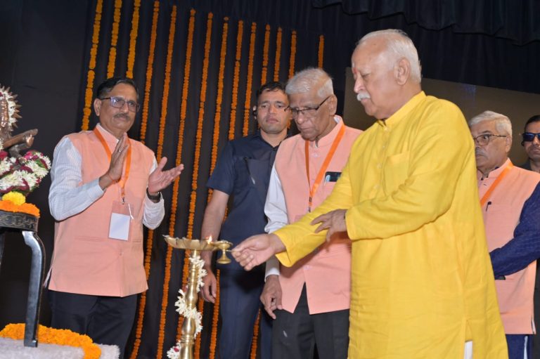 भारतीय कृषि पद्धति और देशी गोवंश पालन से आत्मनिर्भरता हासिल होगी – डॉ. मोहन भागवत जी