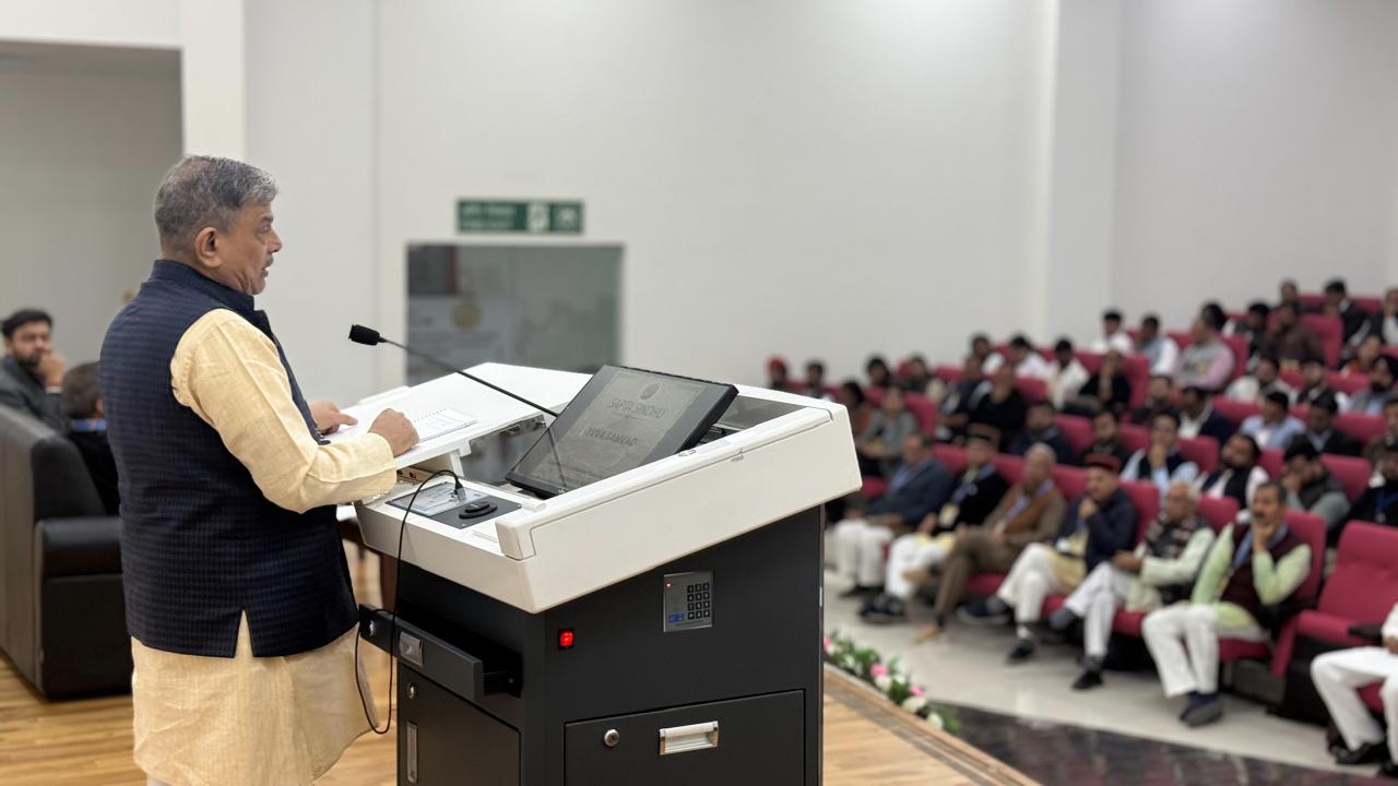 युवा संवाद – गौरवशाली इतिहास से प्रेरणा लेते हुए समाज में कार्य करने का आह्वान