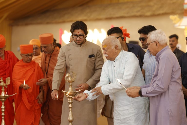 धर्म की रक्षा धर्म पालन (आचरण) से हमें ही करनी है – डॉ. मोहन भागवत जी