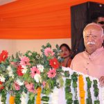 आश्रमों में जीवन को दीप जैसा बनाया जाता है जो खुद जलकर सबको प्रकाशित करता है – डॉ. मोहन भागवत जी