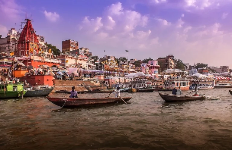 विदेशियों के लिए धर्म-विज्ञान की प्रयोगशाला रही काशी