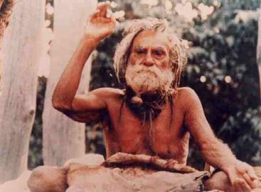 देवरहा बाबा कौन थे? जानिए उनकी रहस्यमयी आयु, सिद्धियां और चमत्कारों की पूरी कहानी